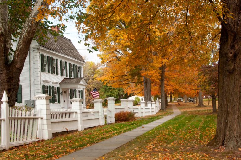 fall home maintenance checklist to get your home winter ready- riverhead building supply